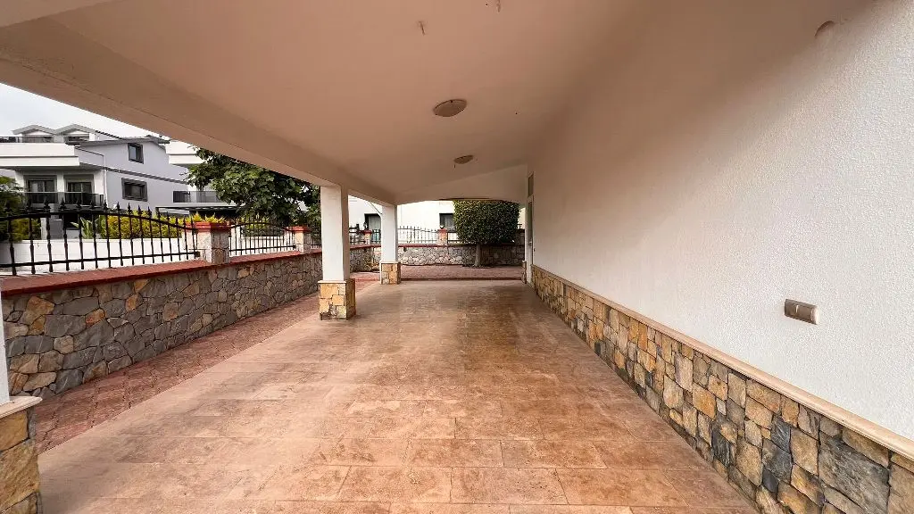 Home in Akarca